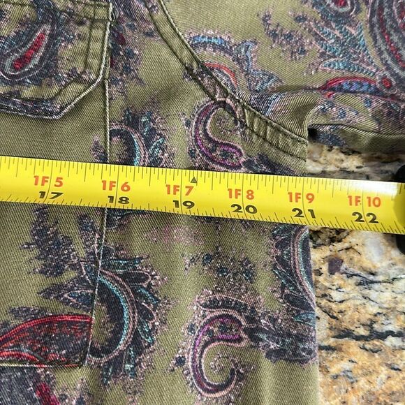 Pam & Gela Paisley Print Long Sleeve Collared Utility Romper Size L - Picture 13 of 15